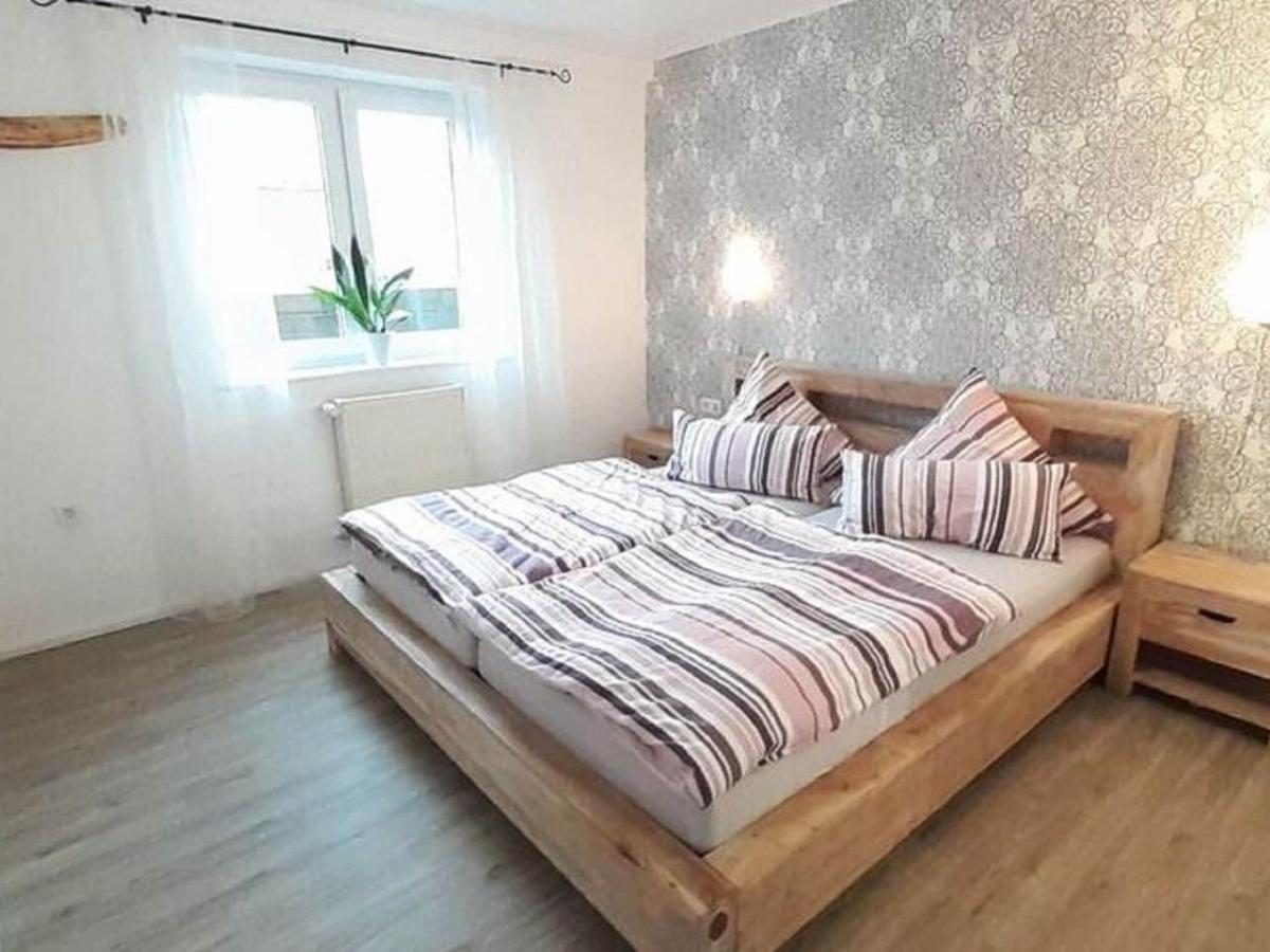 Quiet Apartment Along A Stream In Halenfeld Sellerich Esterno foto