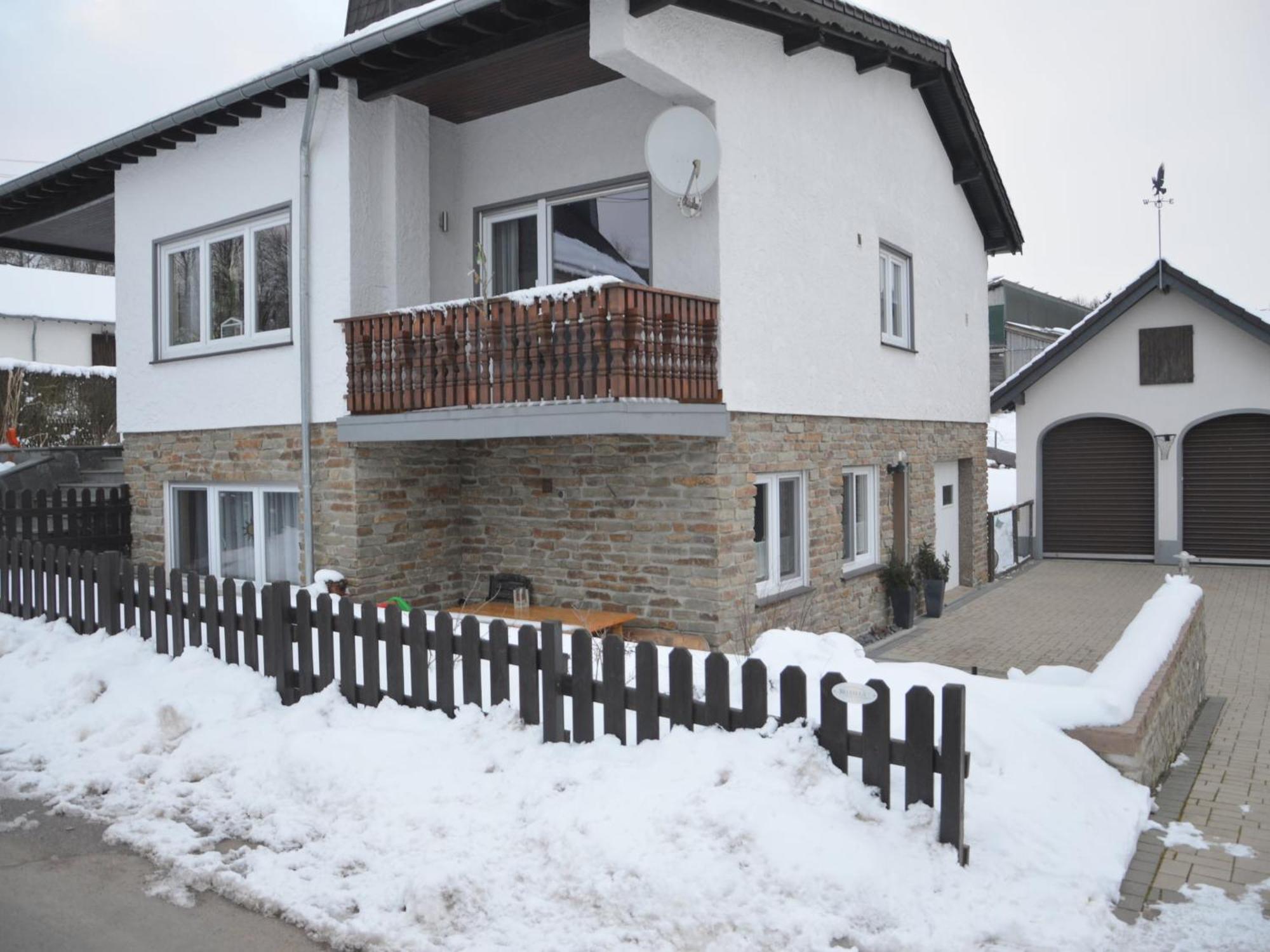 Quiet Apartment Along A Stream In Halenfeld Sellerich Esterno foto